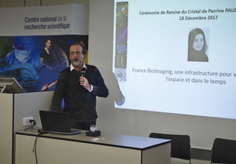 Remise du prix cristal à Perrine Paul-Gilloteaux