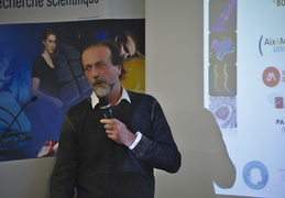 Remise du prix cristal à Perrine Paul-Gilloteaux