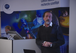 Remise du prix cristal à Perrine Paul-Gilloteaux